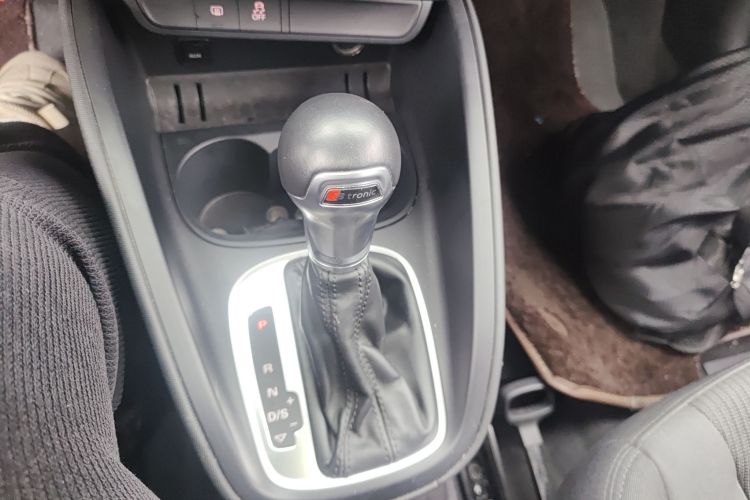 Audi A1 2017 car image #14