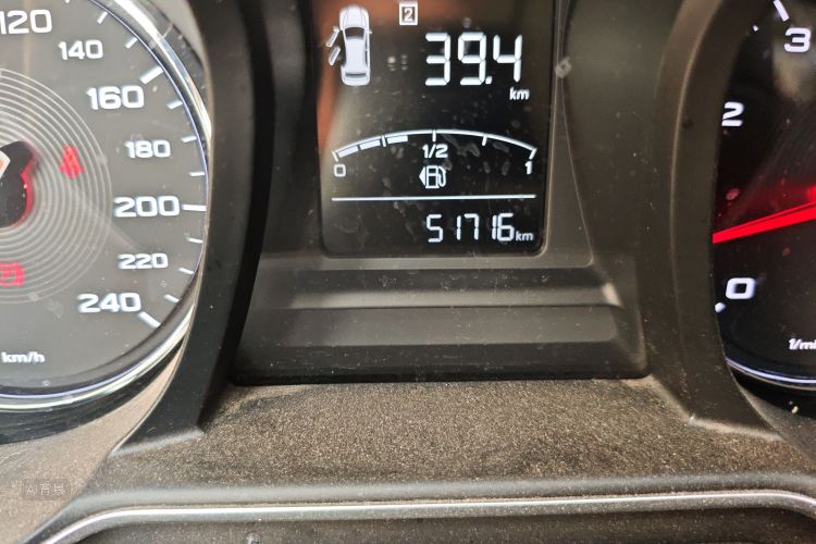 MG 6 2019 صورة سيارة #14