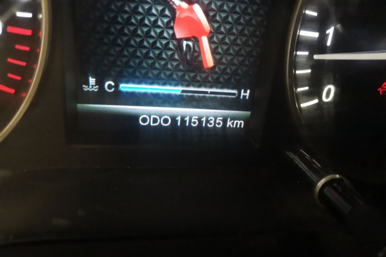 SWM斯威汽车 SWM斯威X7 2017 汽车图片 #14