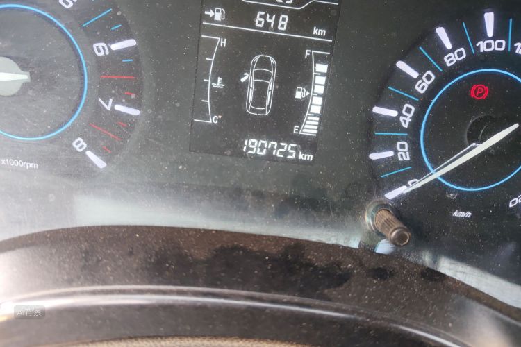 Chery Tiggo 3 2018 immagine di auto #14