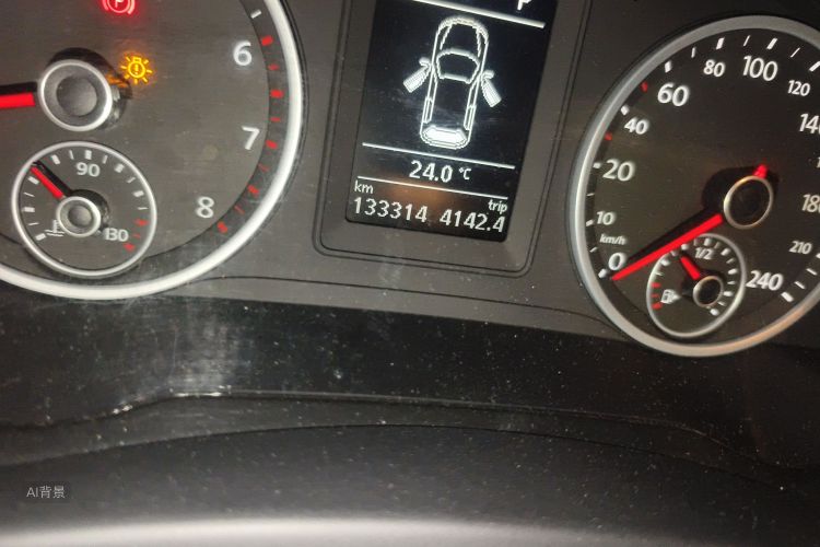 Volkswagen Tiguan 2016 car image #14