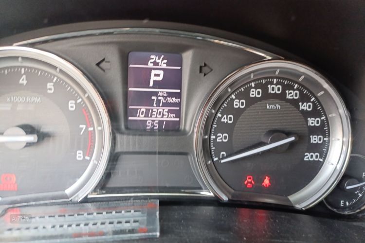 铃木 启悦 2017 汽车图片 #14