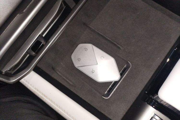 FangChengBao Tiger 3 2025 car image #14