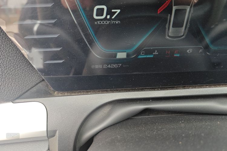 BYD Song Pro 2020 #14 BYD Song Pro 2020 car image #14