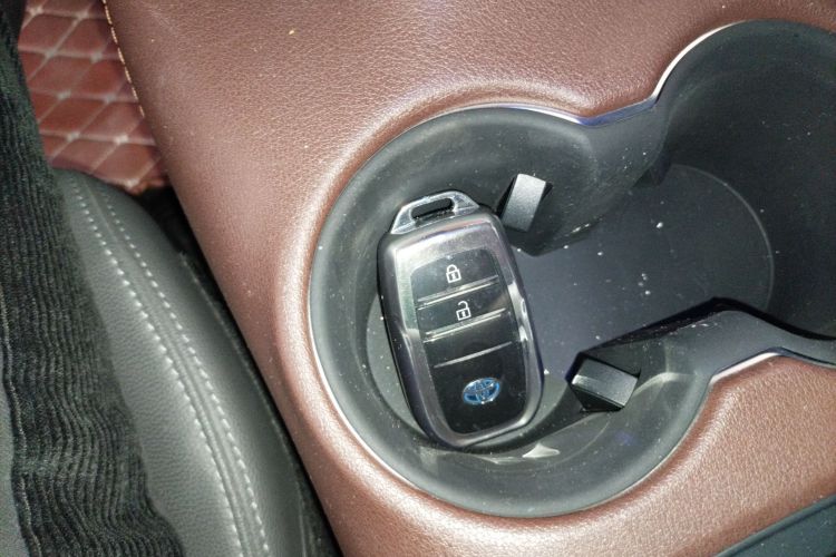 Toyota Harrier 2022 #14 Toyota Harrier 2022 immagine di auto #14