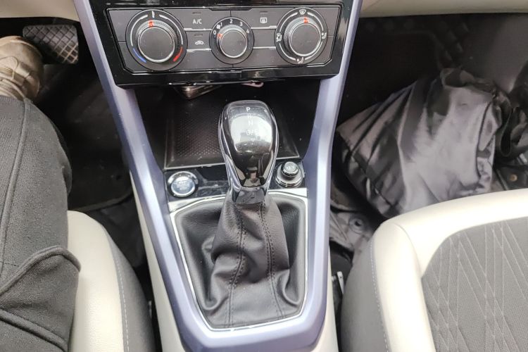 Volkswagen T-Cross 2020 car image #14