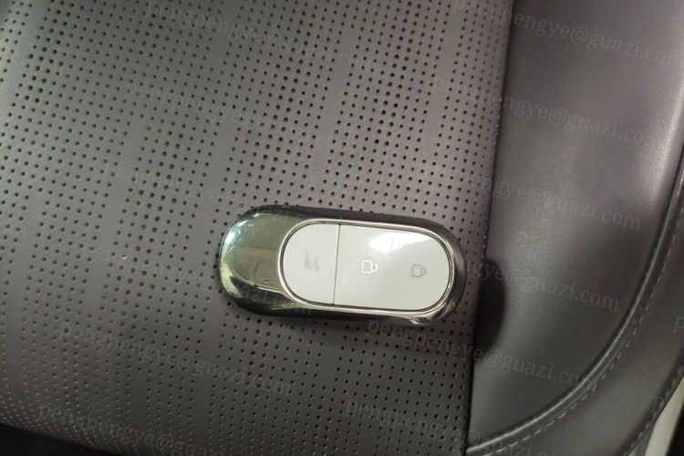 零跑汽车 零跑B10 2025 汽车图片 #14