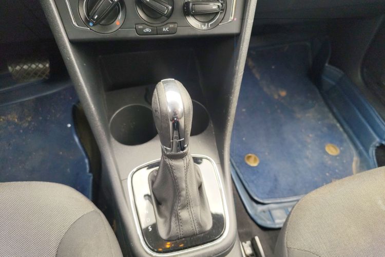 Volkswagen Polo 2018 immagine di auto #14