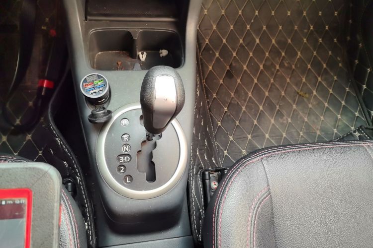 Suzuki Swift 2018 #14 Suzuki Swift 2018 car image #14