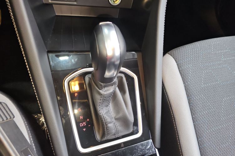 VS5 2026 car image #14