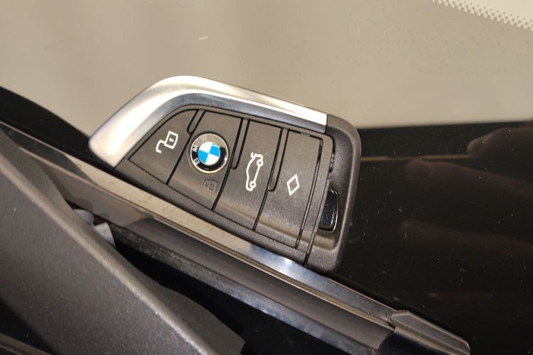 BMW 4 Series 2023 car image #14