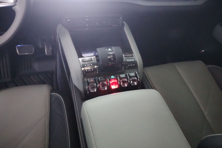 FangChengBao Leopard 5 2024 car image #14