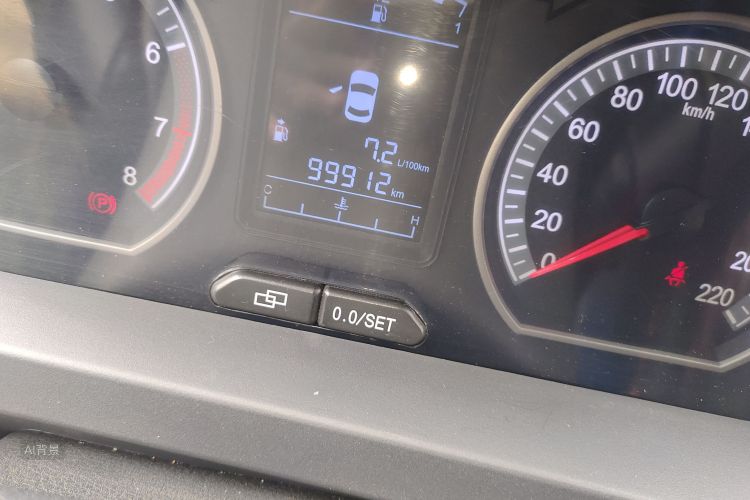 Forthing JOYEAR X5 2014 car image #14