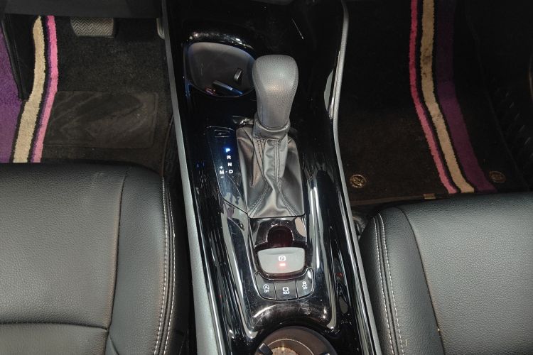 Toyota Izoa 2020 car image #14