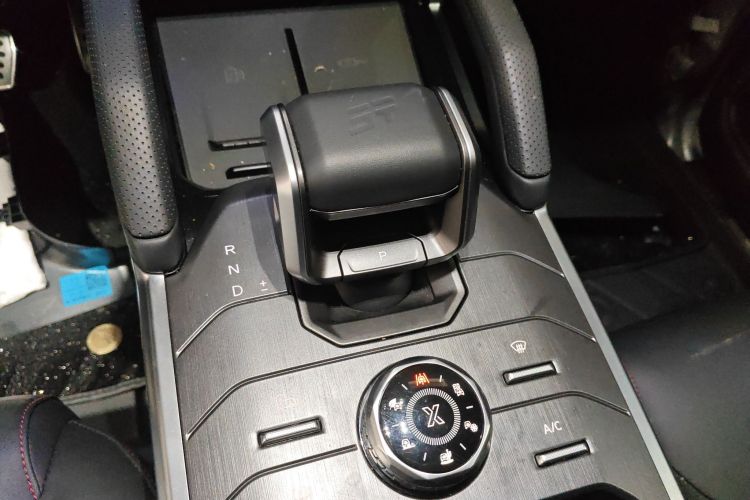 Jetour Traveller 2024 car image #14