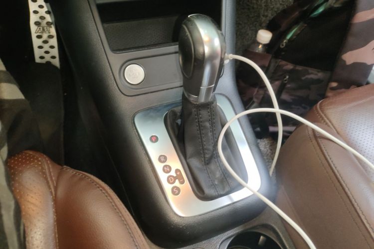 Volkswagen Tiguan 2016 #14 Volkswagen Tiguan 2016 car image #14