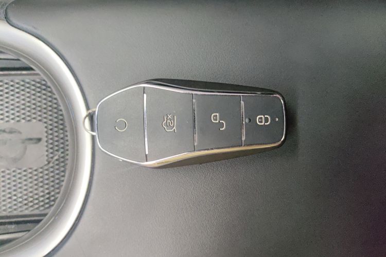 BYD Dolphin 2022 #14 BYD Dolphin 2022 car image #14