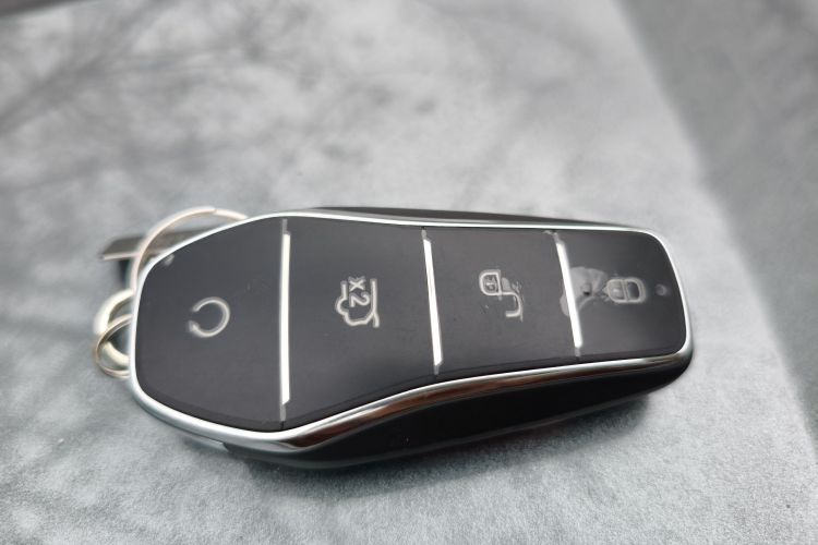 比亚迪 汉L 2025 #14 比亚迪 汉L 2025 汽车图片 #14