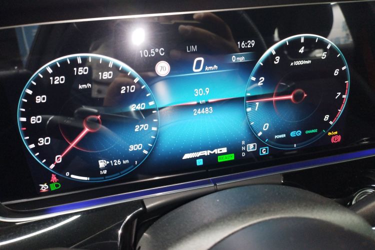 Mercedes-Benz AMG GT 2023 imagen de coche #14