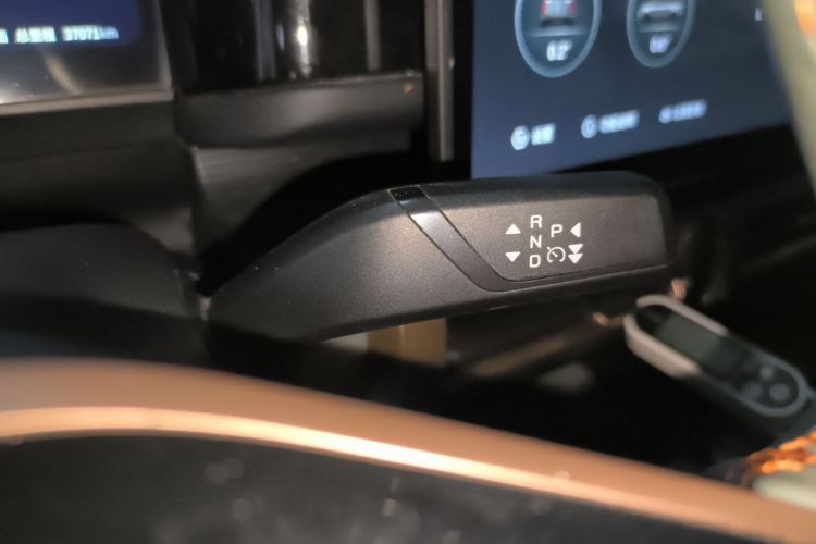 2024 car image #14