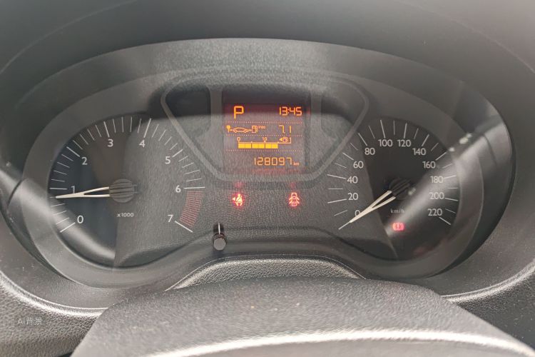 Citroen C-Elysée 2016 imagem de carro #14