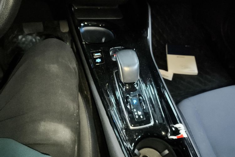 Toyota C-HR EV 2021 car image #14