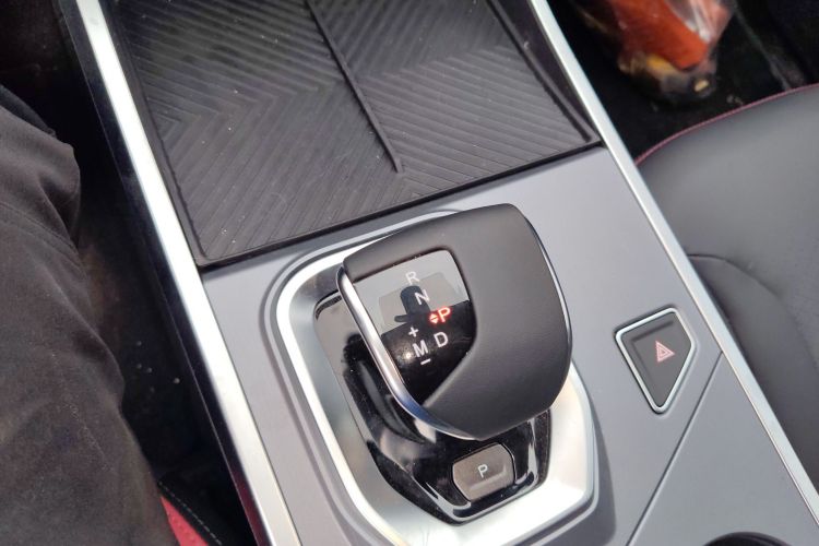 Dashing 2025 #14 Dashing 2025 immagine di auto #14