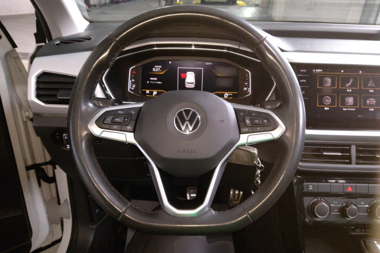 Tacqua 2021 car image #14