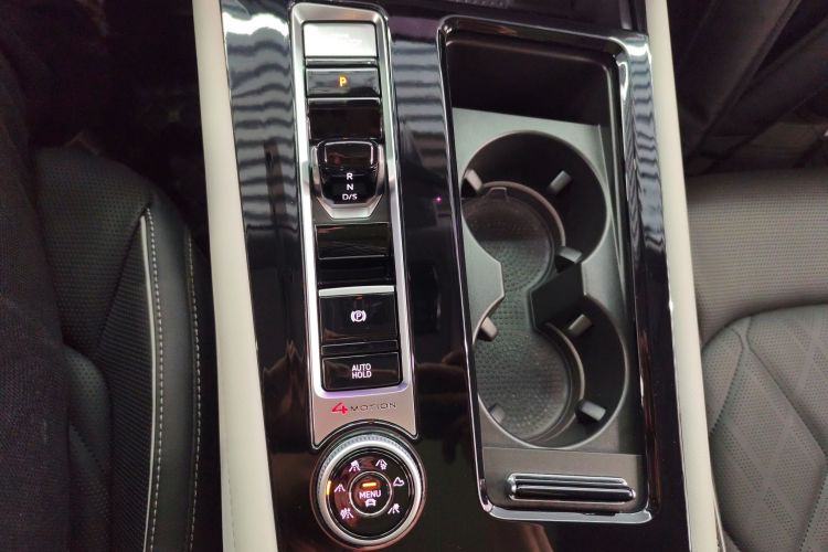 Volkswagen Teramont 2024 car image #14