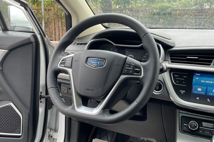 GEELY Emgrand GS 2018 #14 GEELY Emgrand GS 2018 car image #14