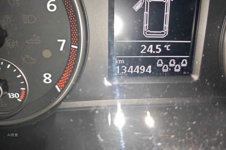 Volkswagen Sharan 2018 car image #14