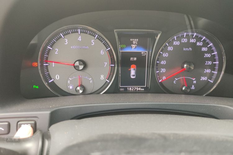 丰田 皇冠 2016 汽车图片 #14