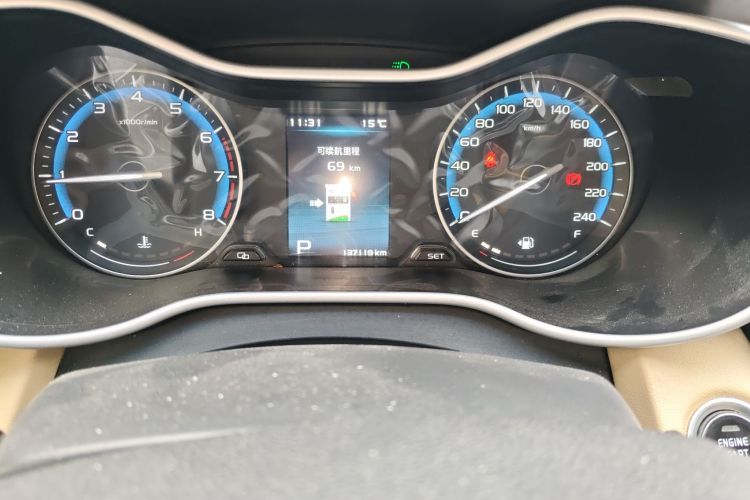 GEELY Emgrand 2019 #14 GEELY Emgrand 2019 car image #14