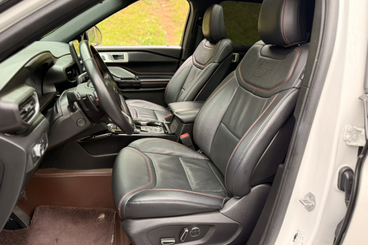 Ford Explorer 2020 image de voiture #14