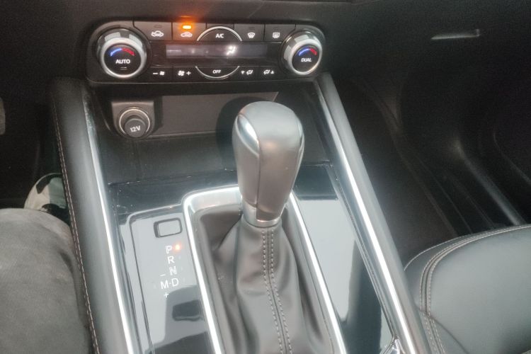 Mazda CX-5 2020 car image #14