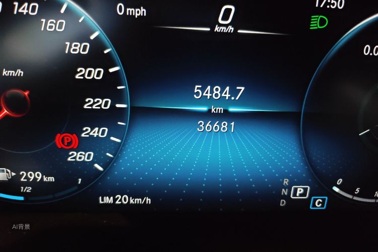 Mercedes-Benz GLC Class 2020 car image #14