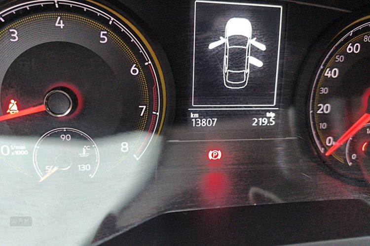 Volkswagen Lamando 2019 car image #14