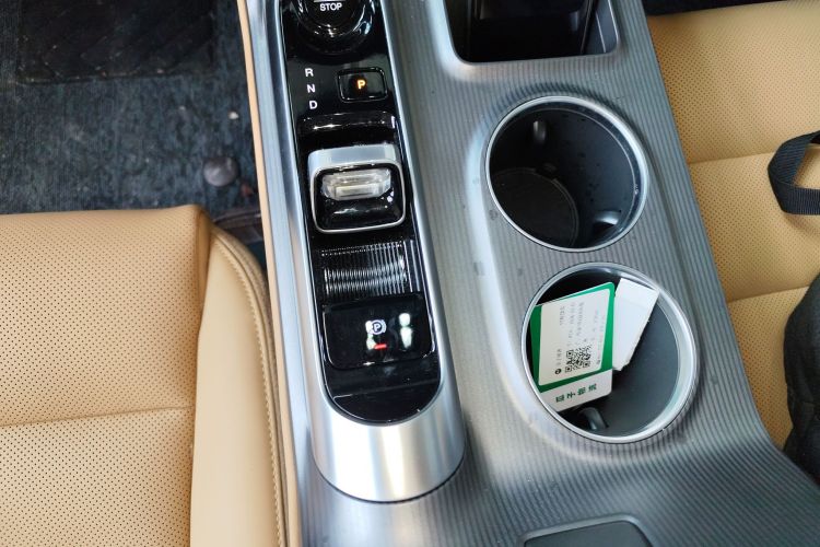 GAC Trumpchi E8 New Energy 2024 imagem de carro #14