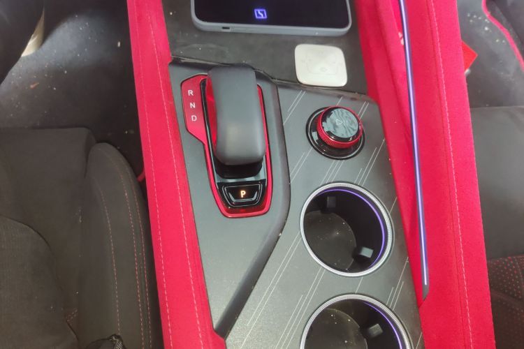 极氪 极氪001 FR 2023 汽车图片 #14