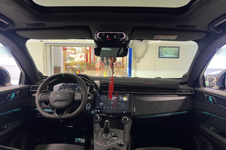 Lynk & Co 05 2022 car image #14