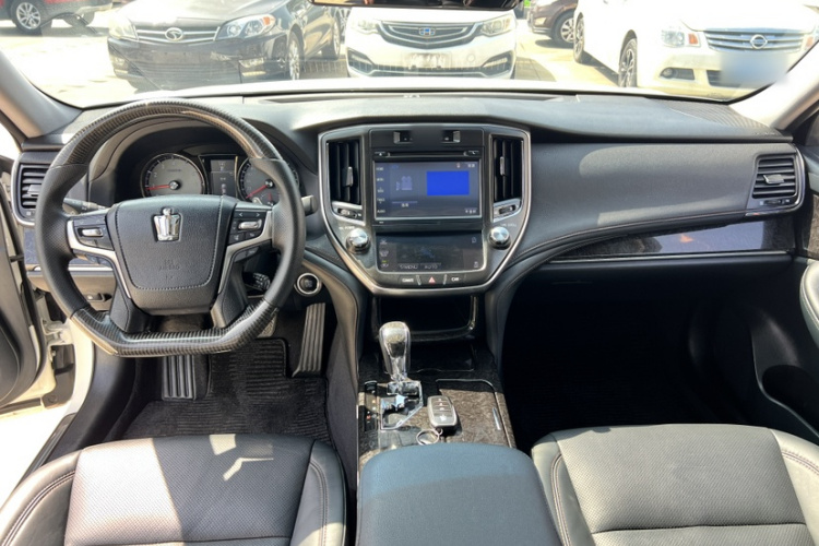 丰田 皇冠 2018 汽车图片 #14