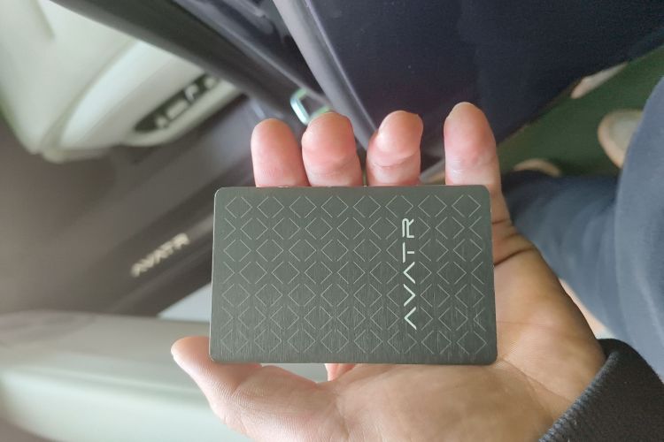 Avatr 12 2024 car image #14