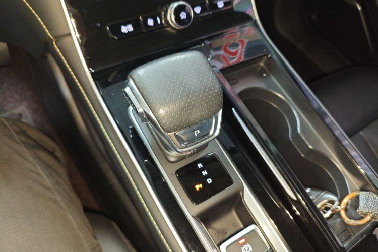 Roewe i6 MAX New Energy 2022 imagen de coche #14