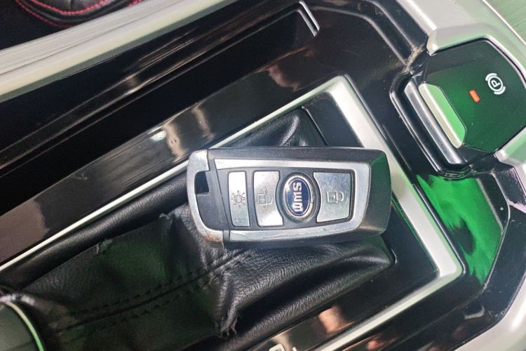 SWM G01 2020 image de voiture #14