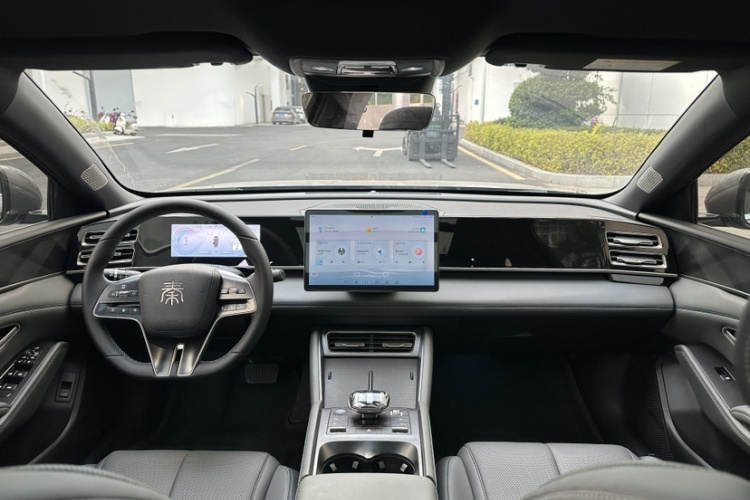 BYD Qin L 2024 car image #14