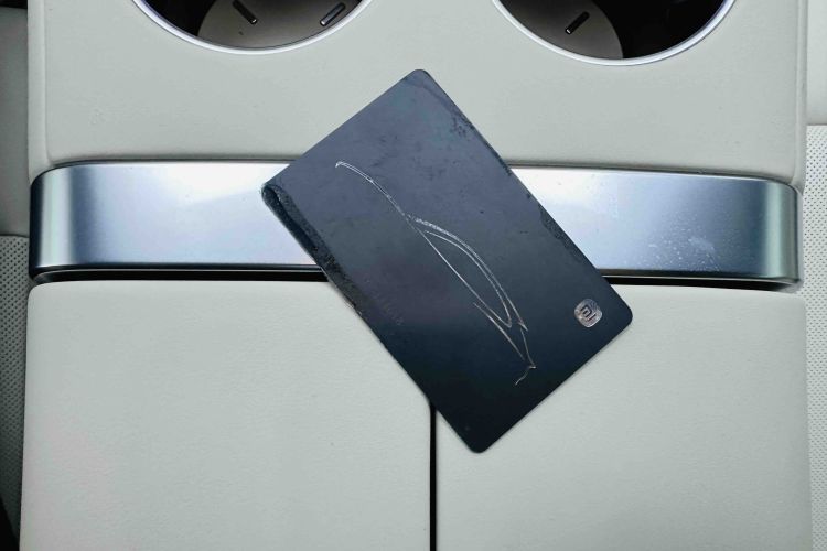 MI YU7 2025 car image #14