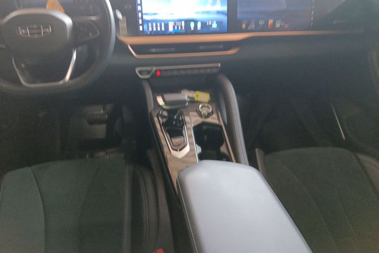 GEELY Monjaro 2022 car image #14
