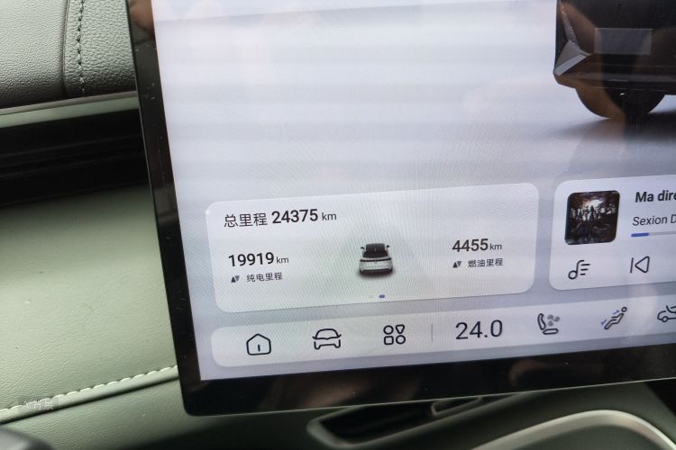 Deepal S07 2024 immagine di auto #14