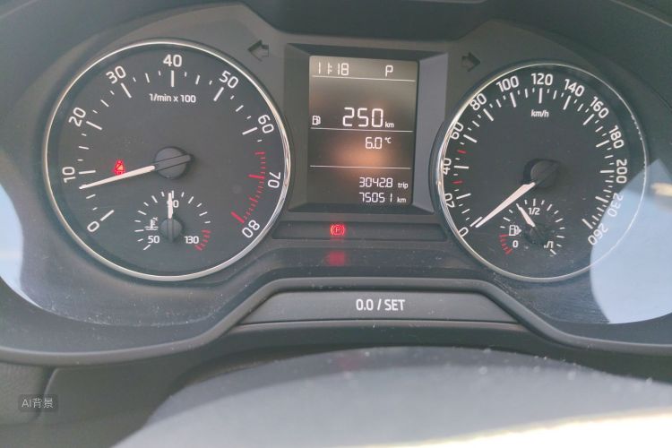 Skoda Octavia 2015 car image #14