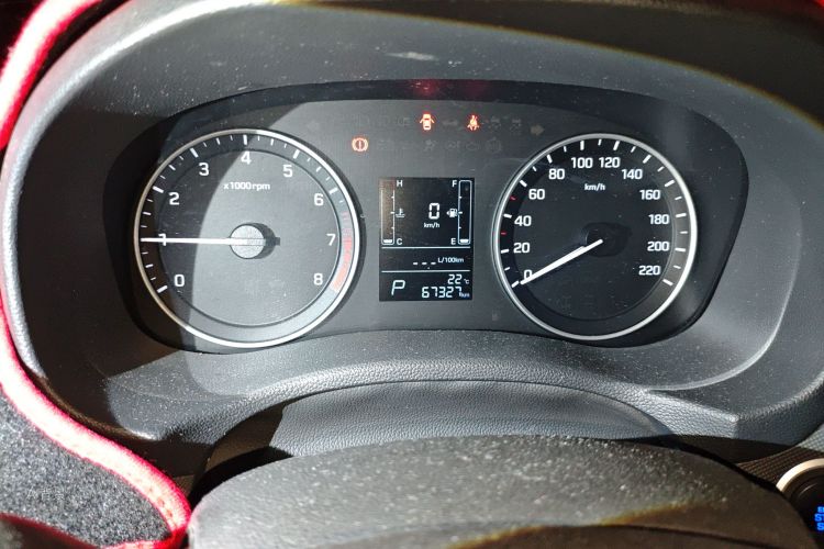 Hyundai ix25 2017 immagine di auto #14